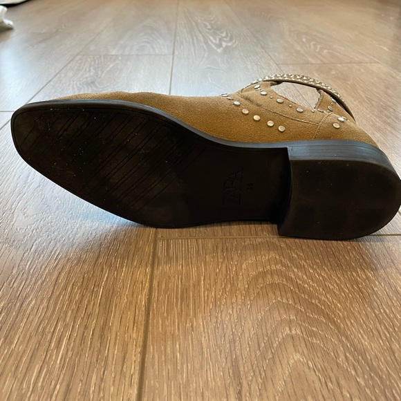 Size 39 Zara studded ankle boots - Picture 3 of 9
